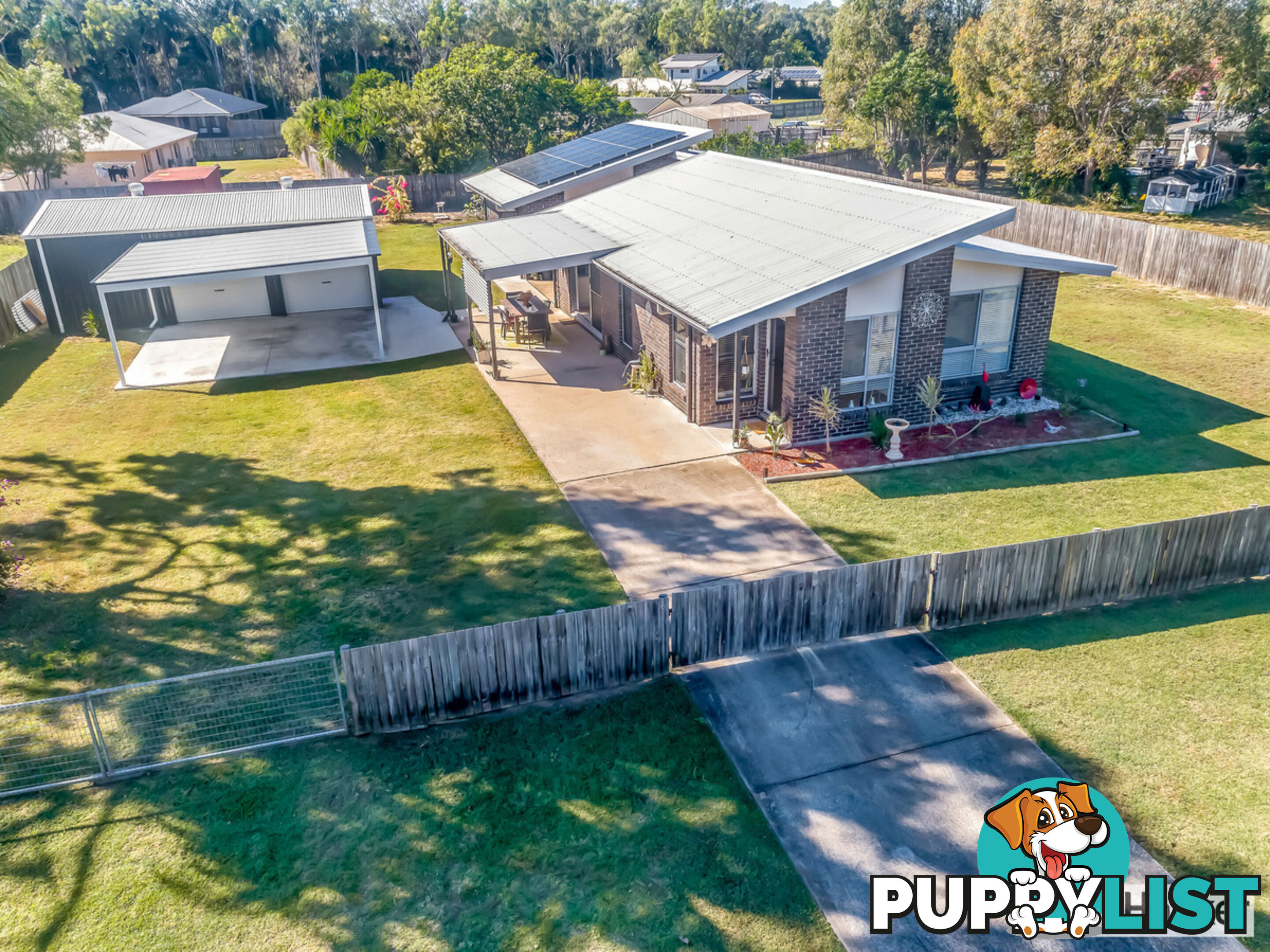 10 Regency Road MOORE PARK BEACH QLD 4670