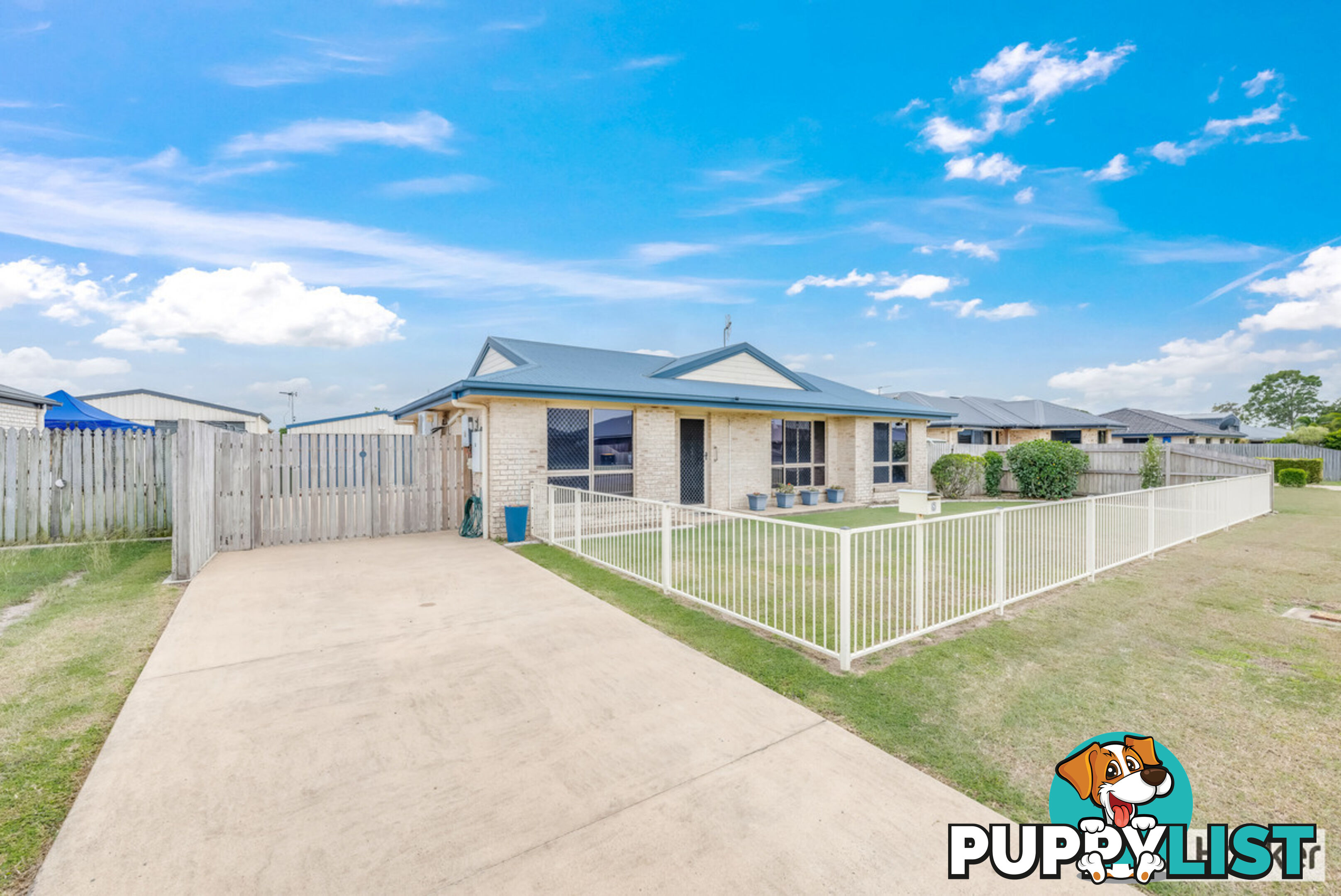 8 Clearview Avenue THABEBAN QLD 4670