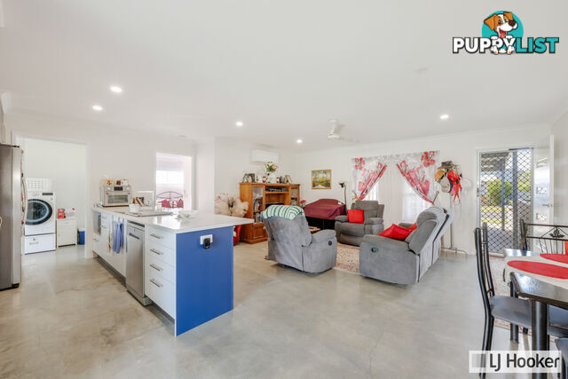 1 Castle Court MOORE PARK BEACH QLD 4670