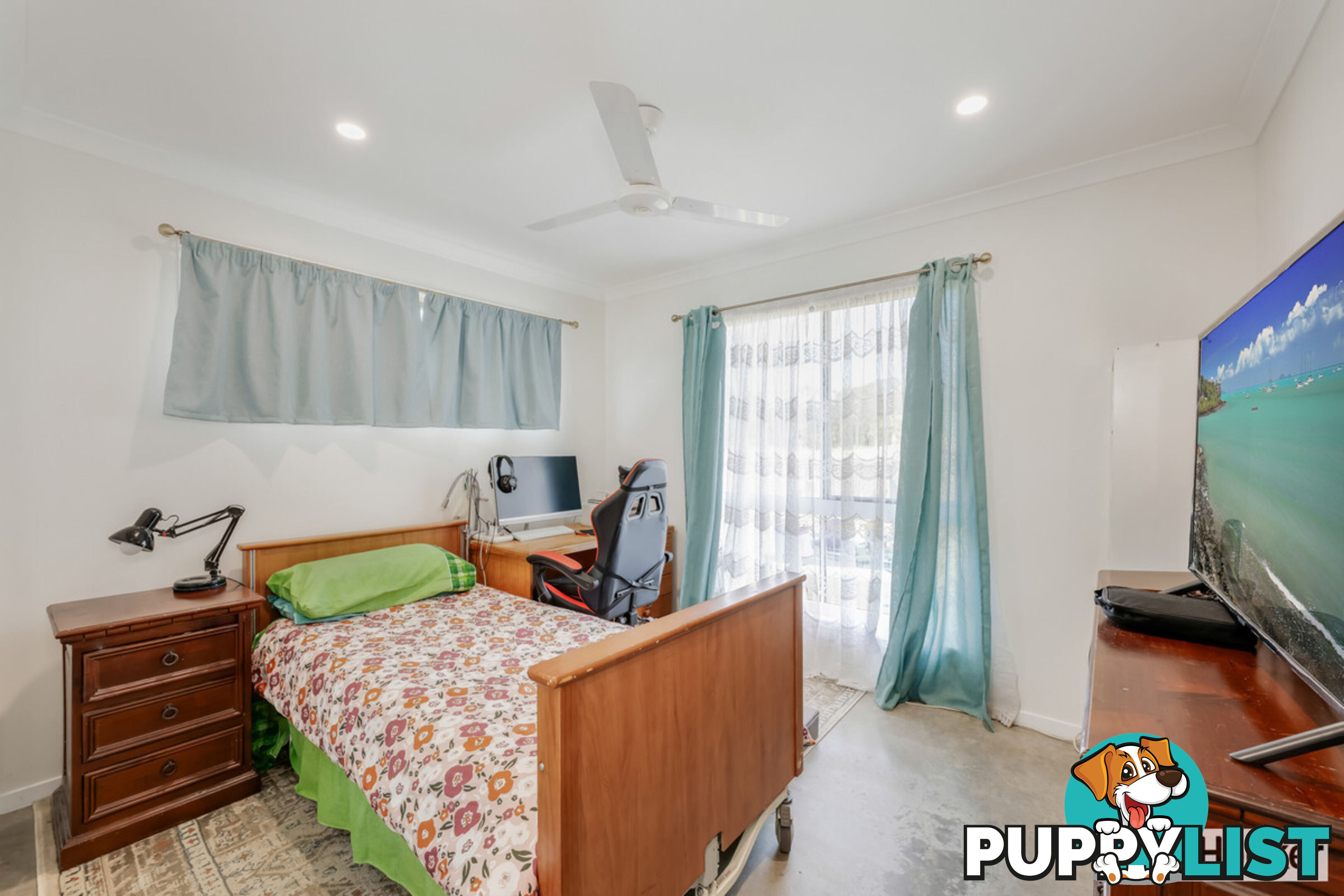 1 Castle Court MOORE PARK BEACH QLD 4670
