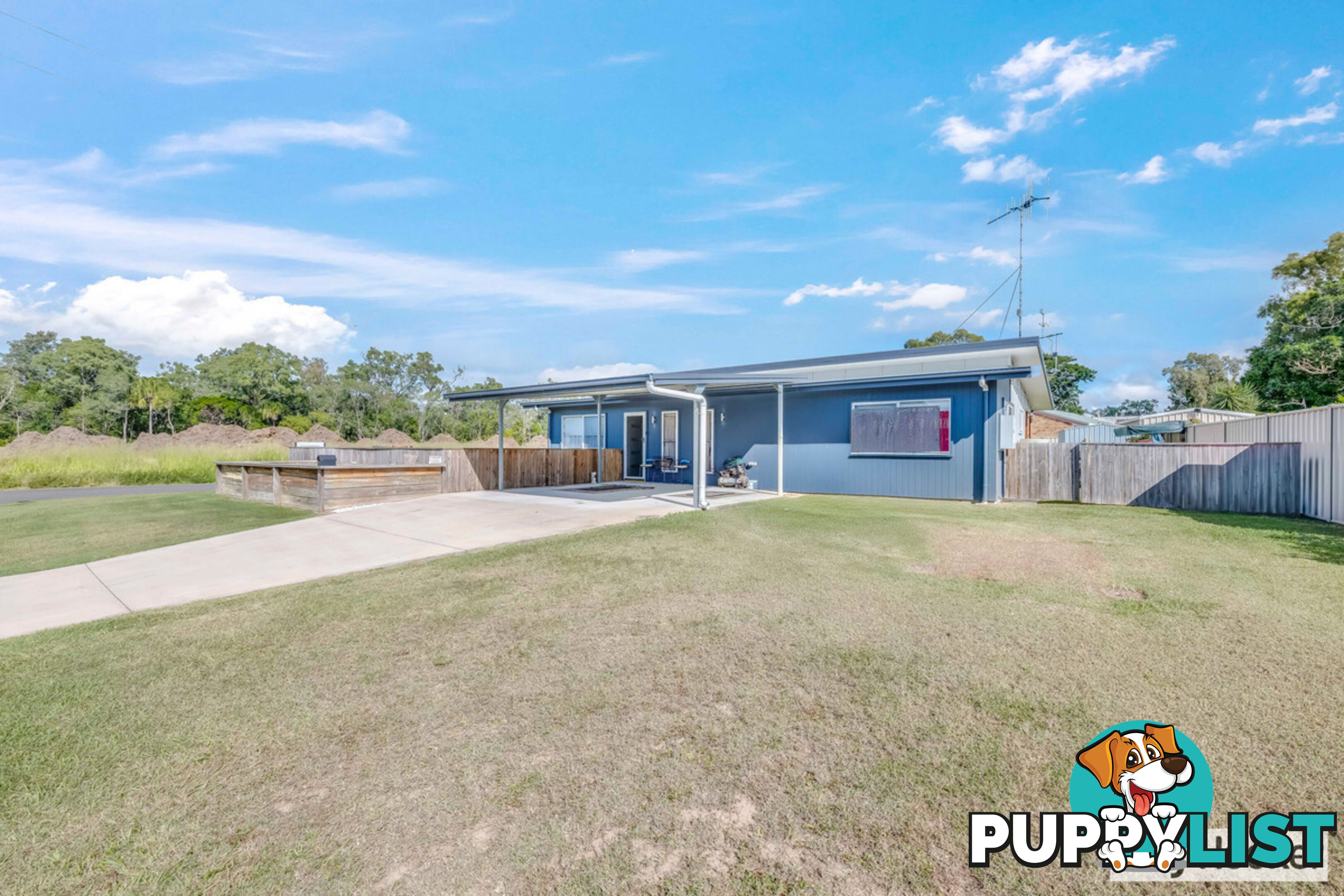 1 Castle Court MOORE PARK BEACH QLD 4670