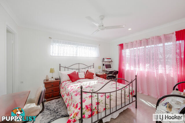 1 Castle Court MOORE PARK BEACH QLD 4670