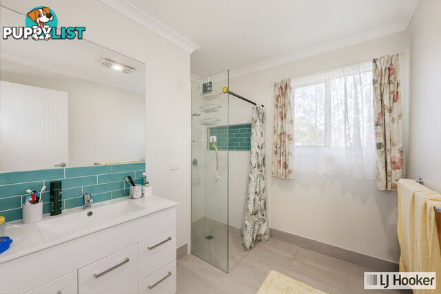 1 Castle Court MOORE PARK BEACH QLD 4670