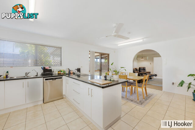 12 Seabreeze Street BARGARA QLD 4670