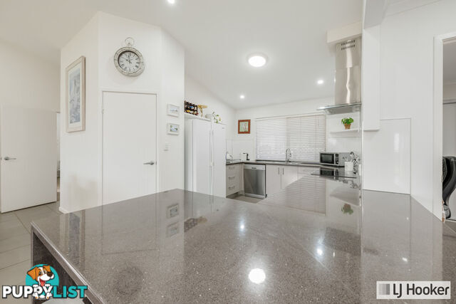 16 Martins Court QUNABA QLD 4670