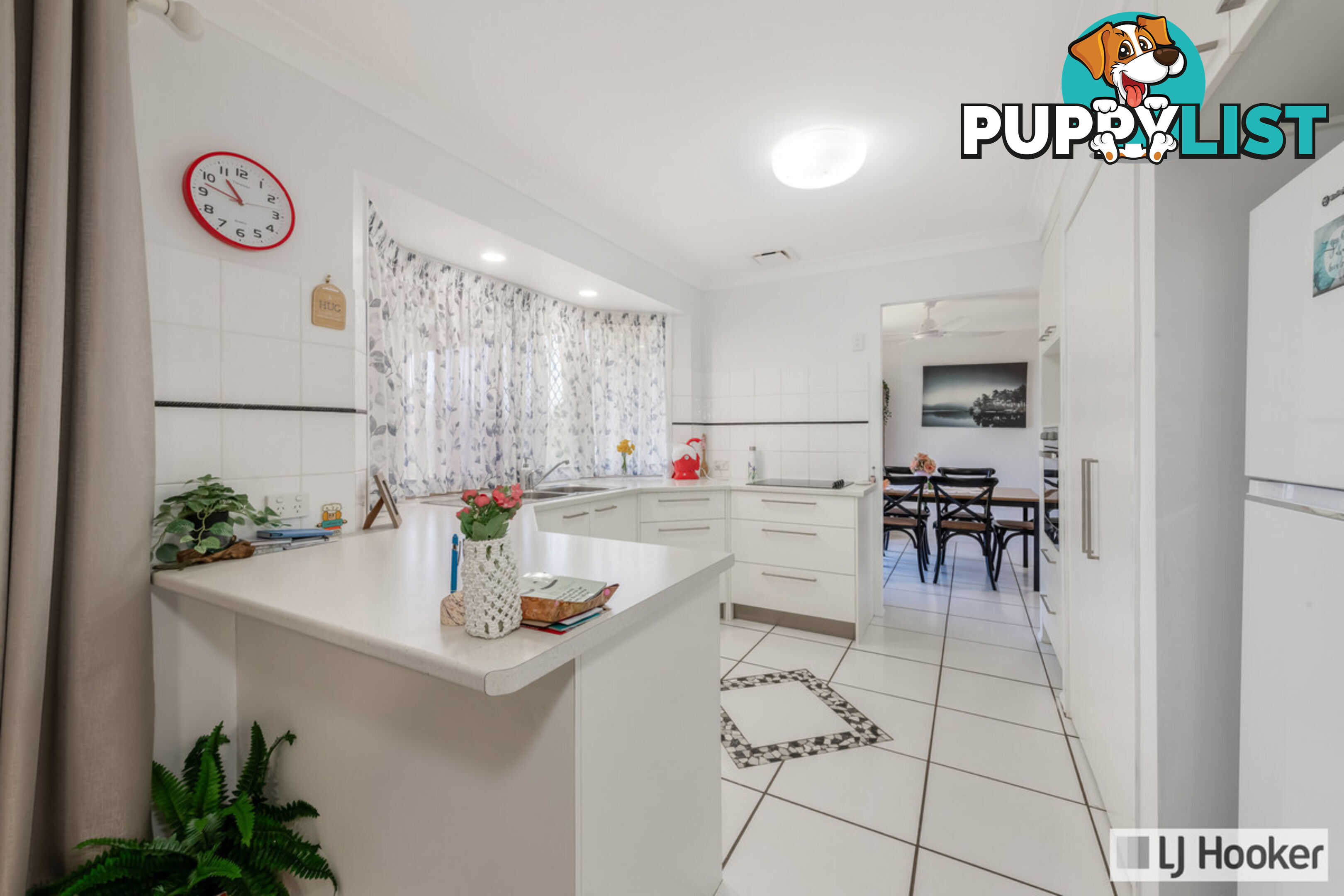 20 Acacia Street MOORE PARK BEACH QLD 4670