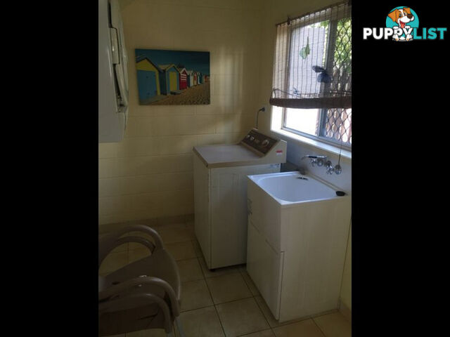 1/20 Miller Street BARGARA QLD 4670
