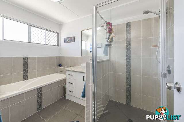 19 Club Avenue, MOORE PARK BEACH QLD 4670