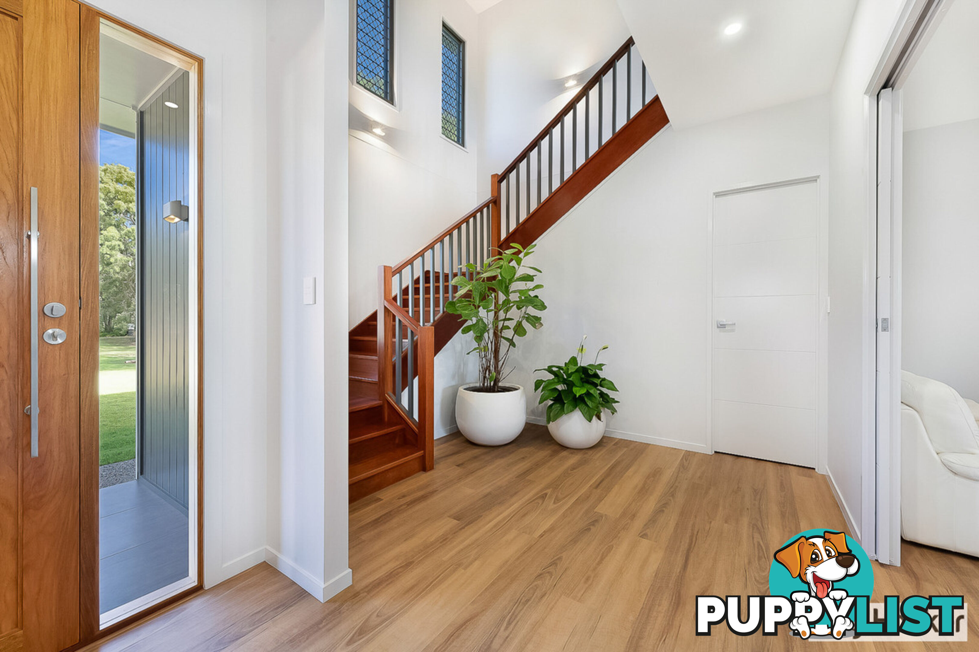 18 Sylvan Drive, MOORE PARK BEACH QLD 4670