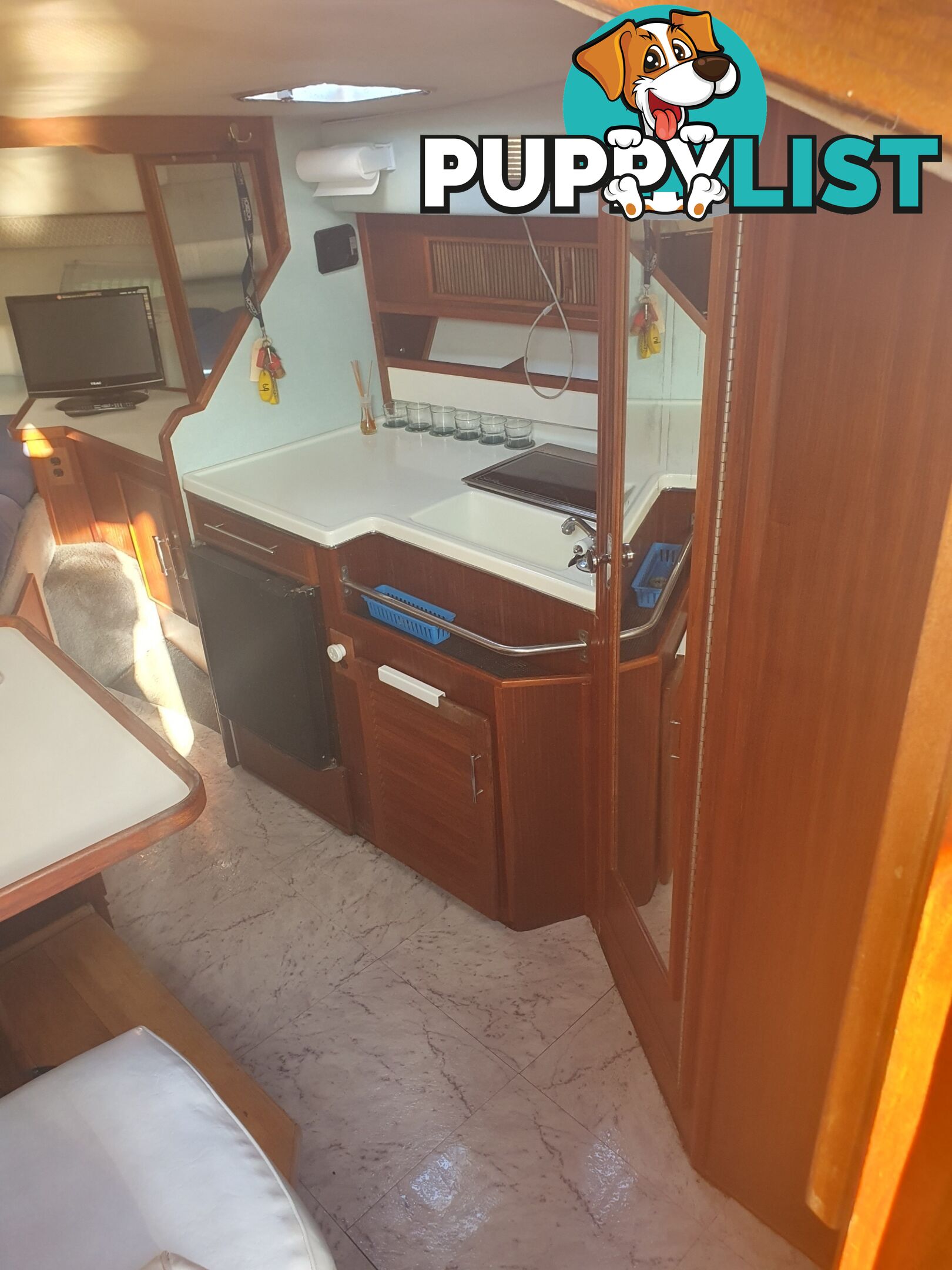 Sea Ray 300 Sundancer 1989 32ft overall
