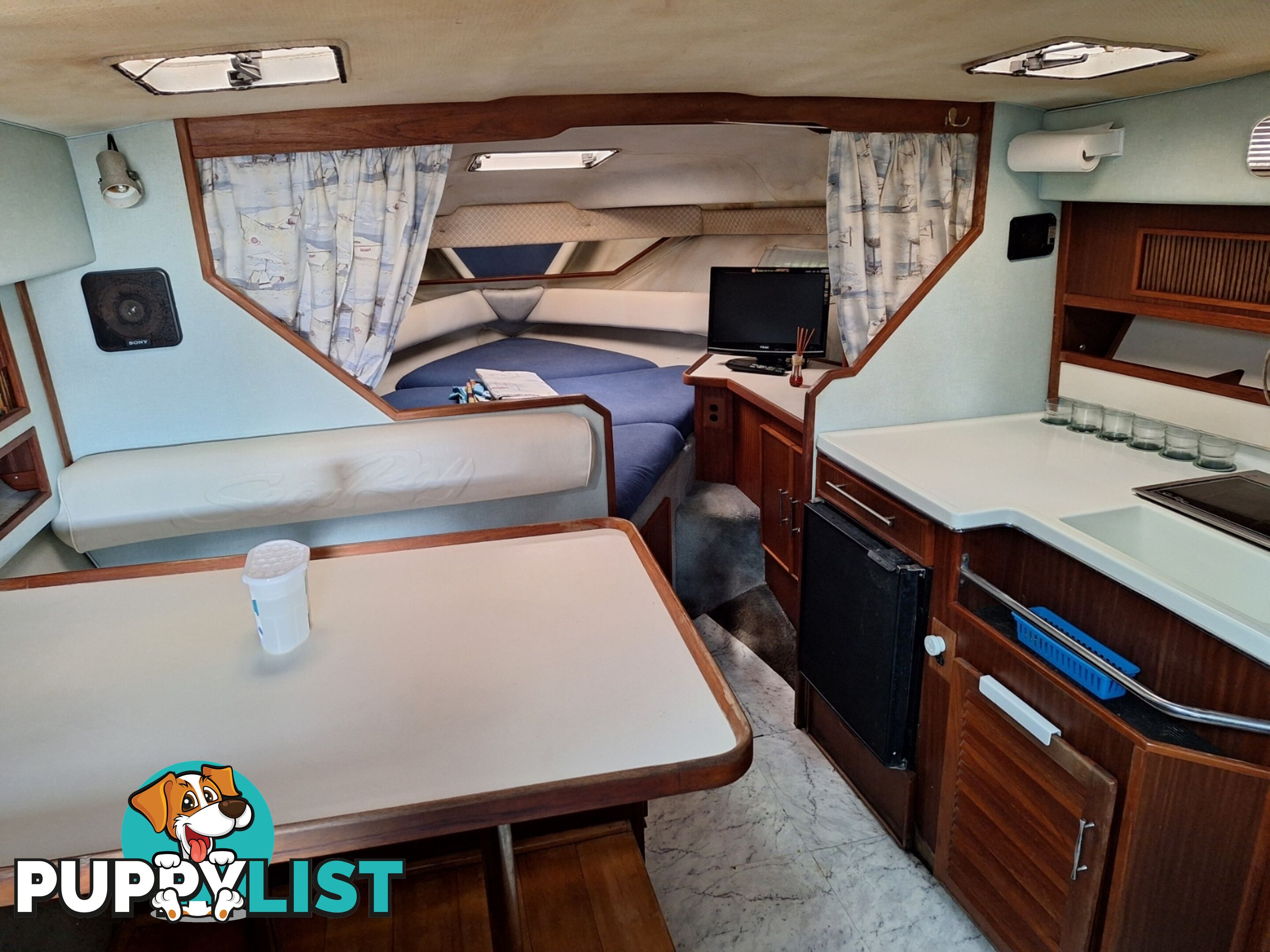 Sea Ray 300 Sundancer 1989 32ft overall