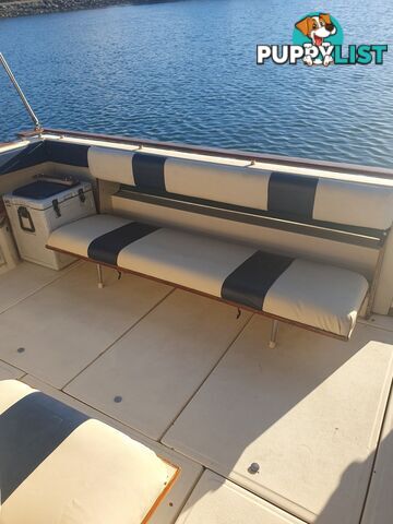 Sea Ray 300 Sundancer 1989 32ft overall