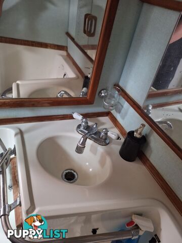 Sea Ray 300 Sundancer 1989 32ft overall