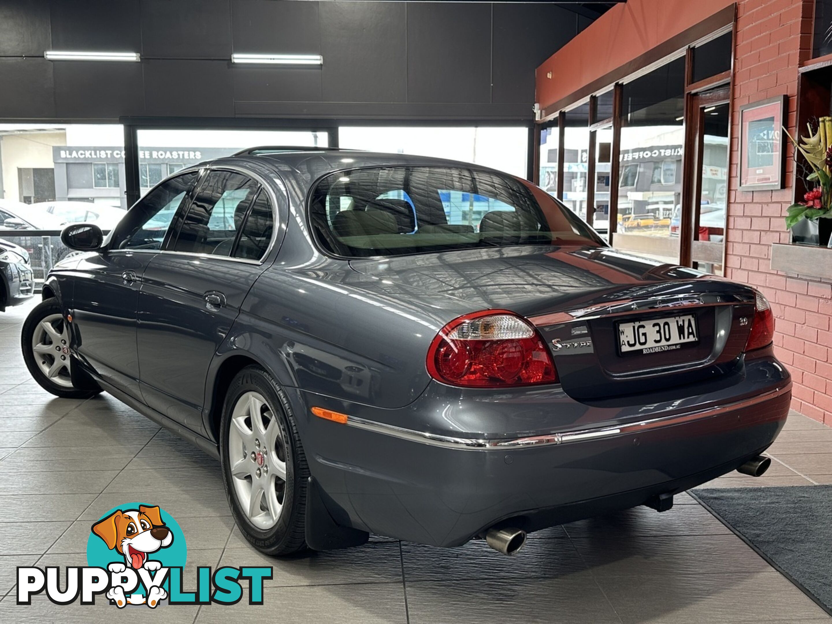 2005 JAGUAR S-TYPE  X204 LUXURY SEDAN