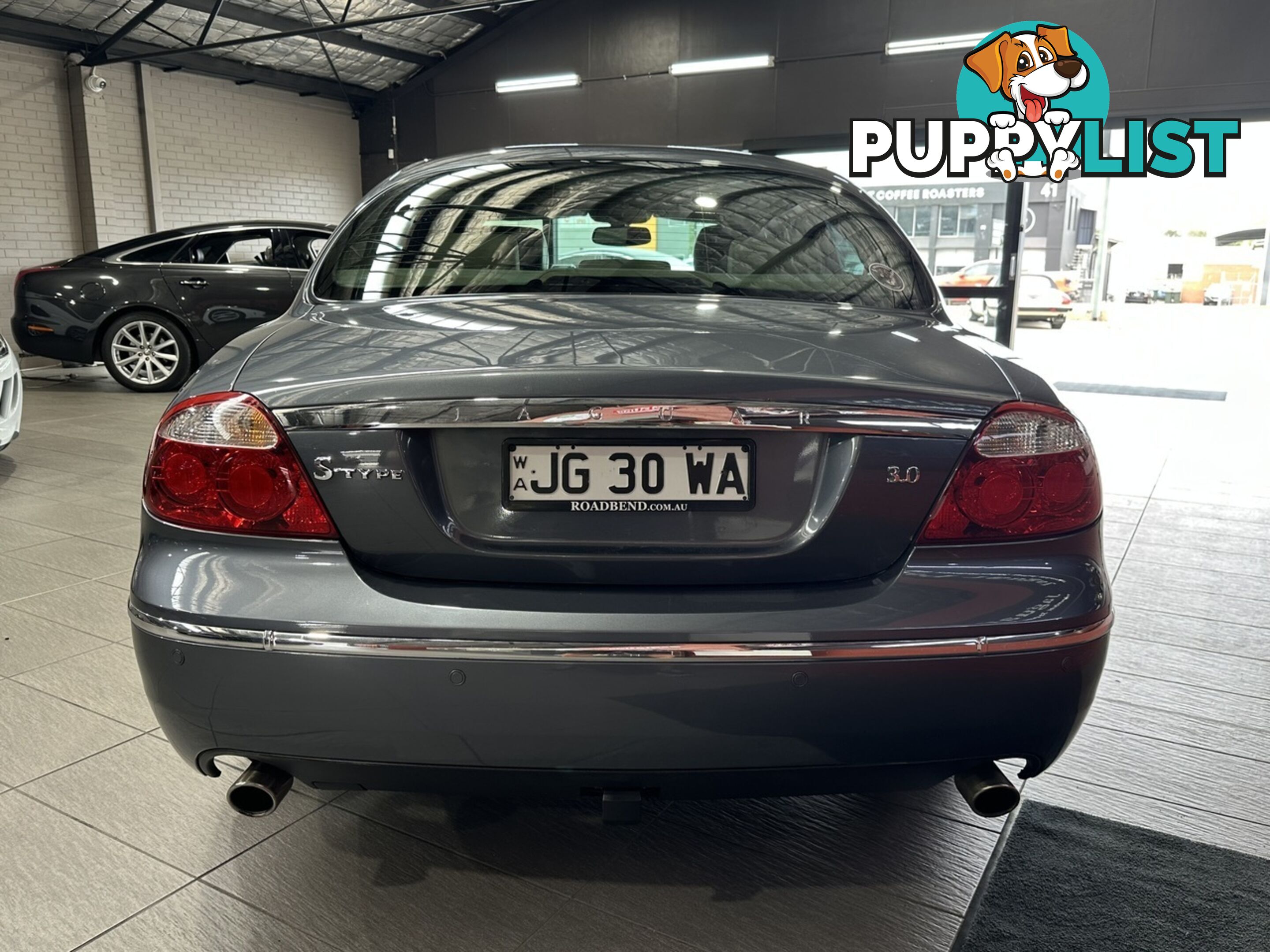 2005 JAGUAR S-TYPE  X204 LUXURY SEDAN