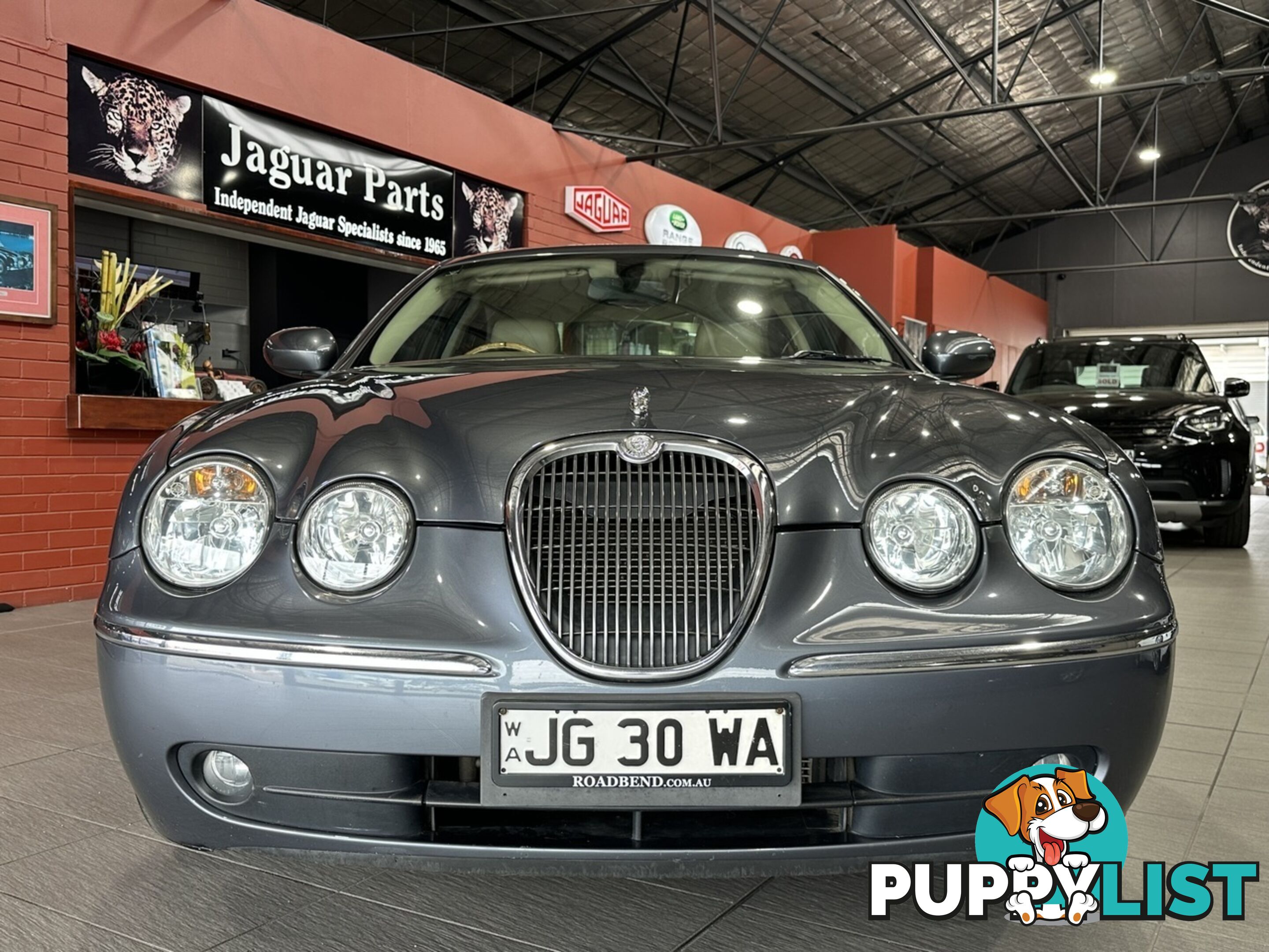 2005 JAGUAR S-TYPE  X204 LUXURY SEDAN