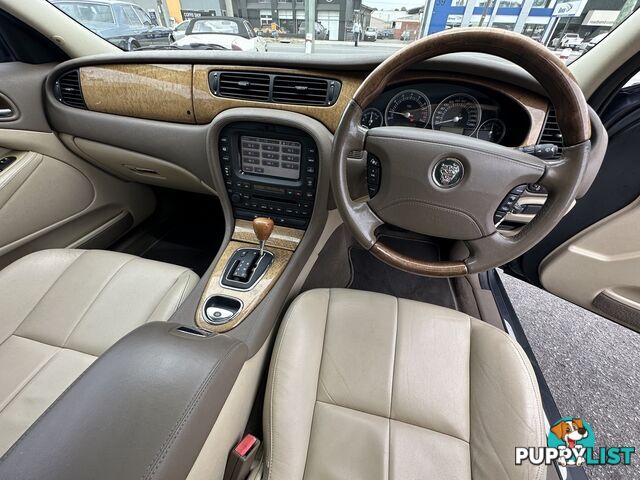 2005 JAGUAR S-TYPE  X204 LUXURY SEDAN