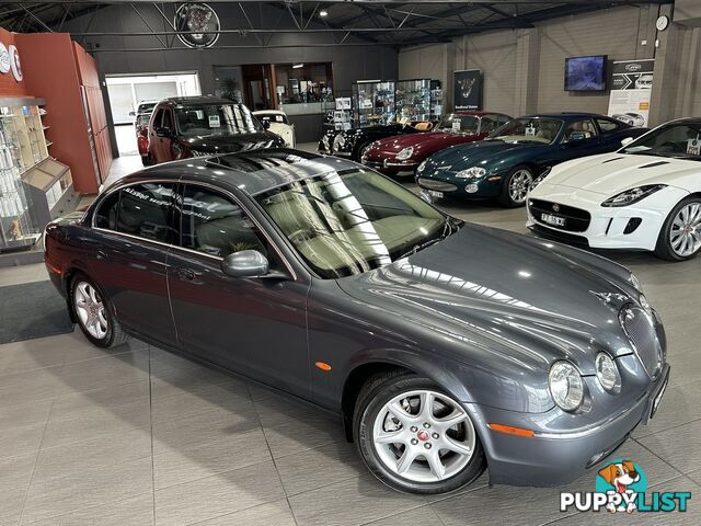 2005 JAGUAR S-TYPE  X204 LUXURY SEDAN