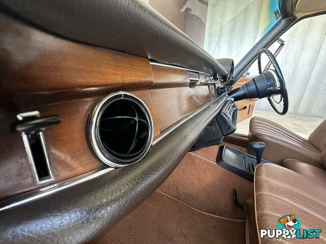 1972 MERCEDES-BENZ 280  W108 SEDAN