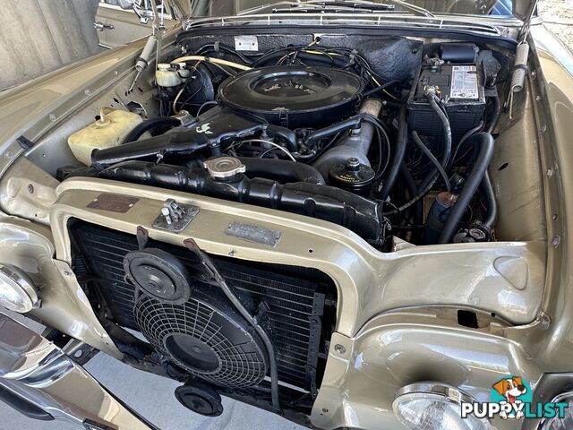1972 MERCEDES-BENZ 280  W108 SEDAN