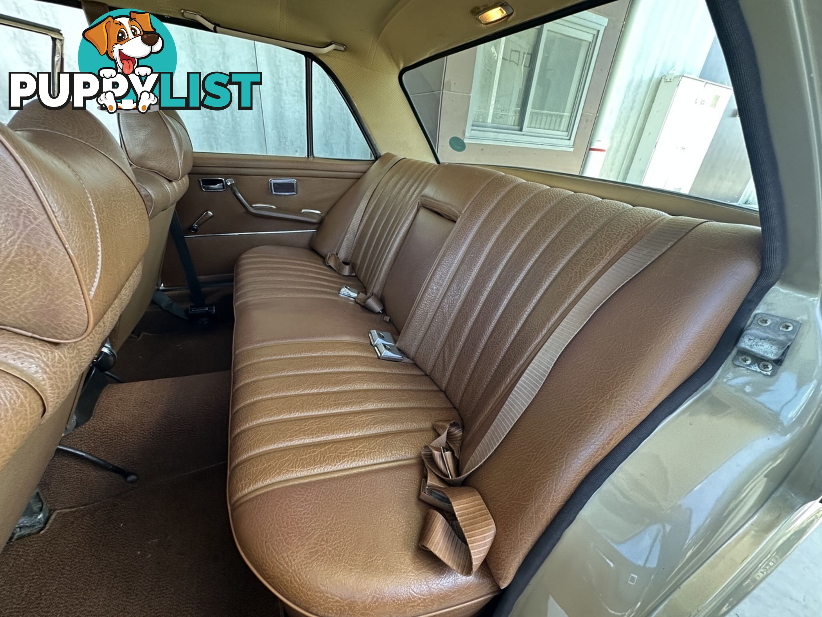 1972 MERCEDES-BENZ 280  W108 SEDAN