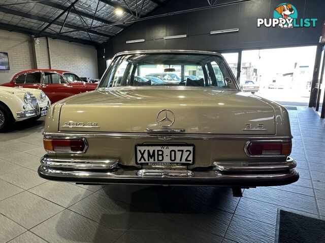 1972 MERCEDES-BENZ 280  W108 SEDAN