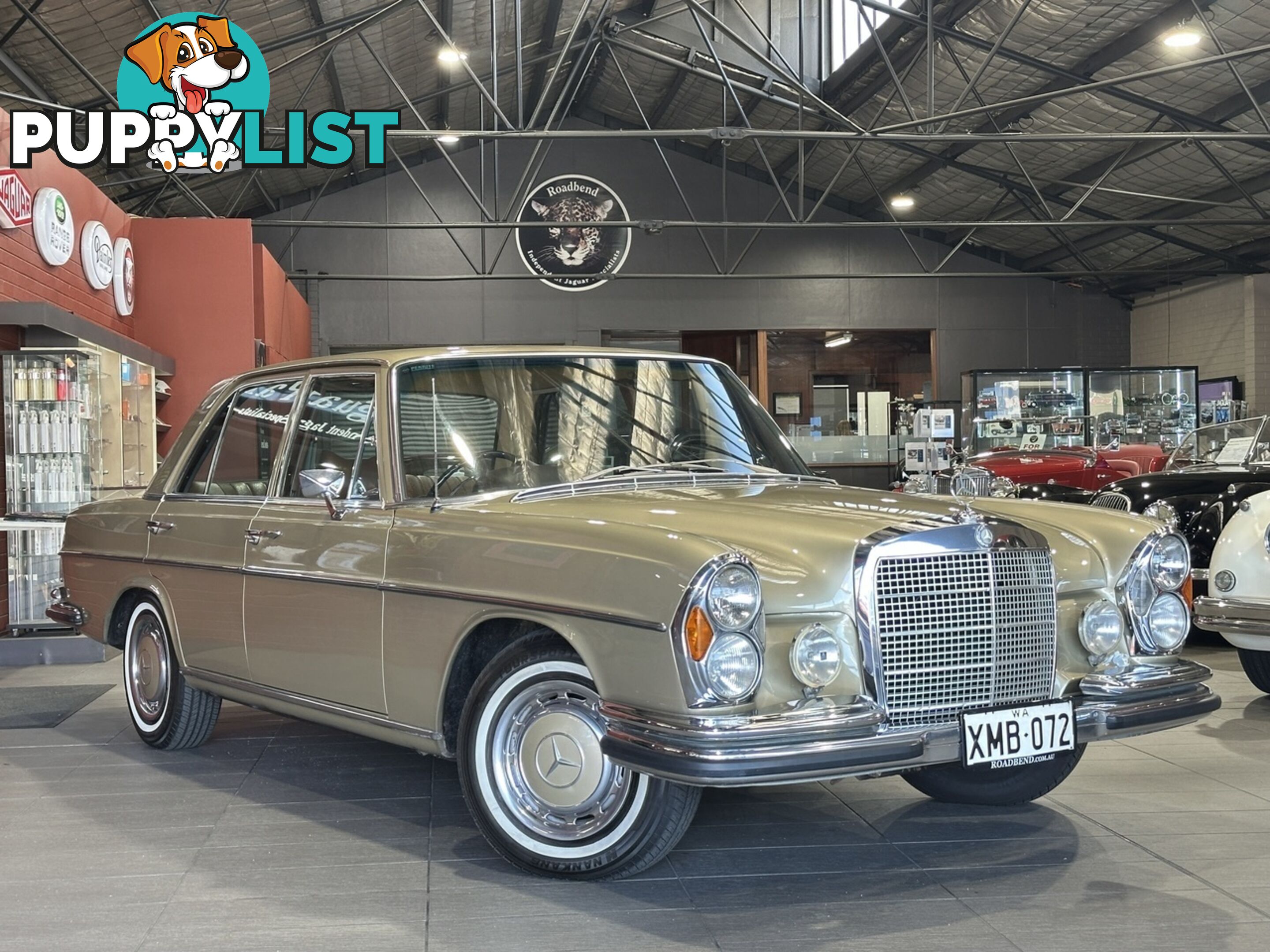 1972 MERCEDES-BENZ 280  W108 SEDAN