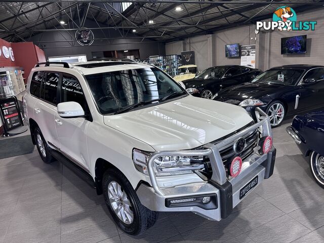 2017 TOYOTA LANDCRUISER  VDJ200R SAHARA AUTOMATIC WAGON