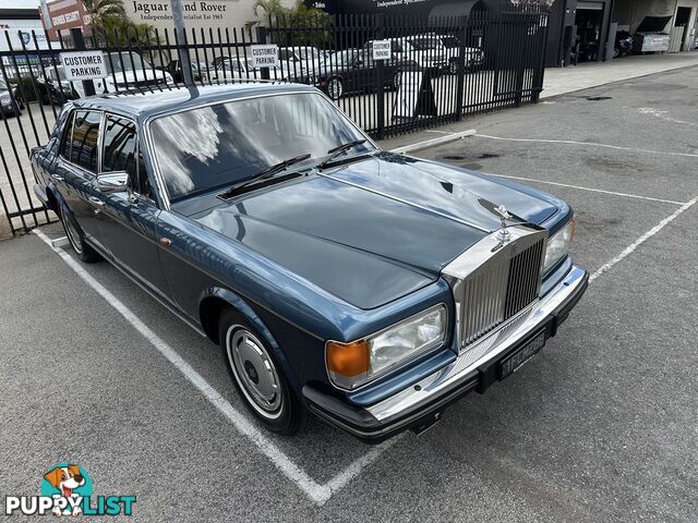 1986 ROLLS-ROYCE SILVER SPIRIT   SEDAN