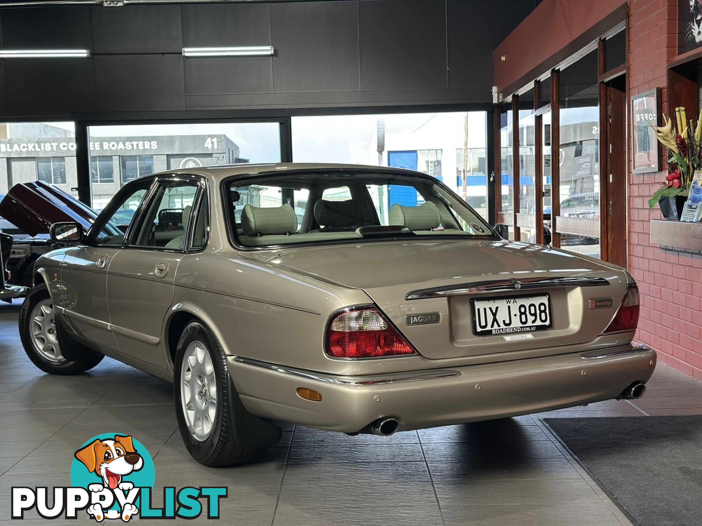 1998 JAGUAR SOVEREIGN  1999 X308 SEDAN