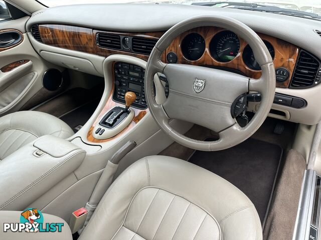 1998 JAGUAR SOVEREIGN  1999 X308 SEDAN