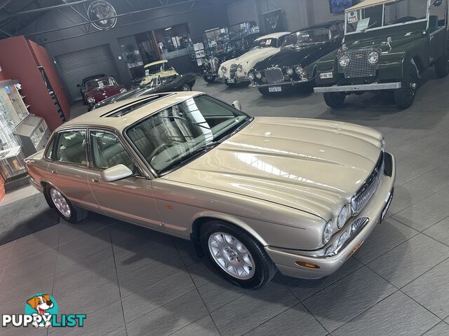 1998 JAGUAR SOVEREIGN  1999 X308 SEDAN