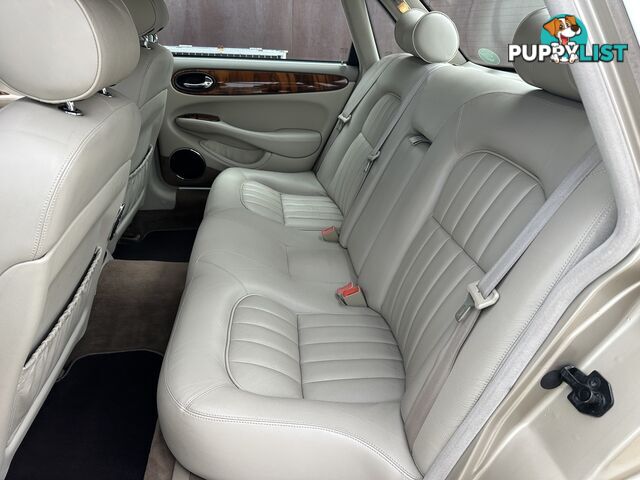 1998 JAGUAR SOVEREIGN  1999 X308 SEDAN