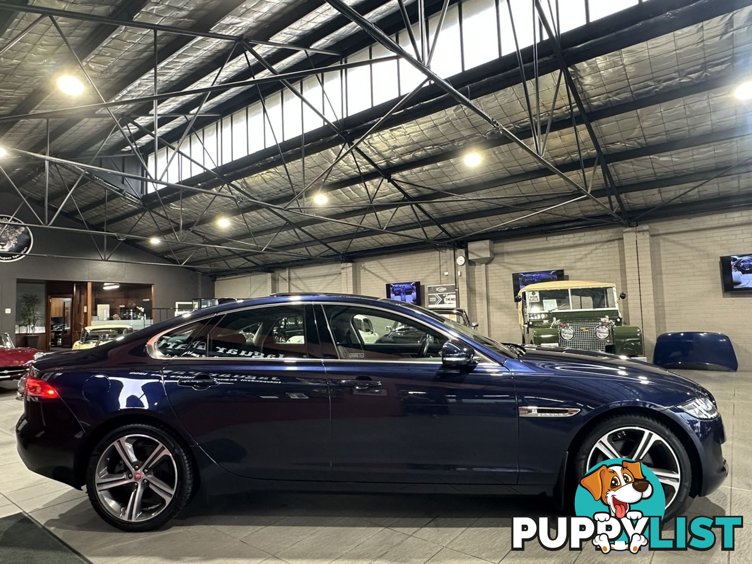 2017 JAGUAR XF  2018 X260 17MY PORTFOLIO AUTOMATIC SEDAN