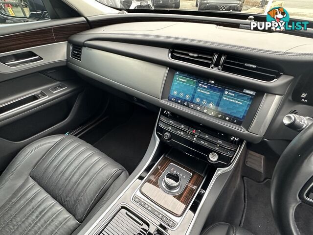 2017 JAGUAR XF  2018 X260 17MY PORTFOLIO AUTOMATIC SEDAN