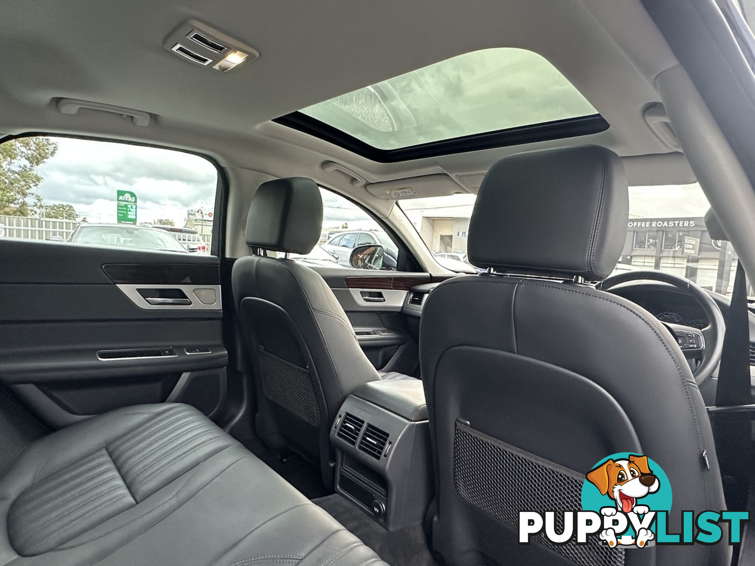 2017 JAGUAR XF  2018 X260 17MY PORTFOLIO AUTOMATIC SEDAN