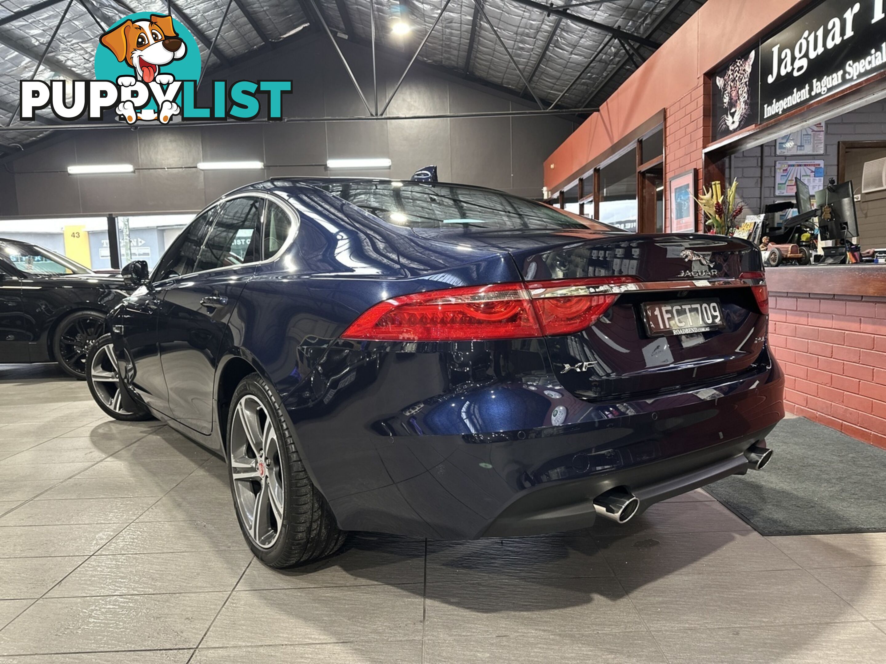 2017 JAGUAR XF  2018 X260 17MY PORTFOLIO AUTOMATIC SEDAN