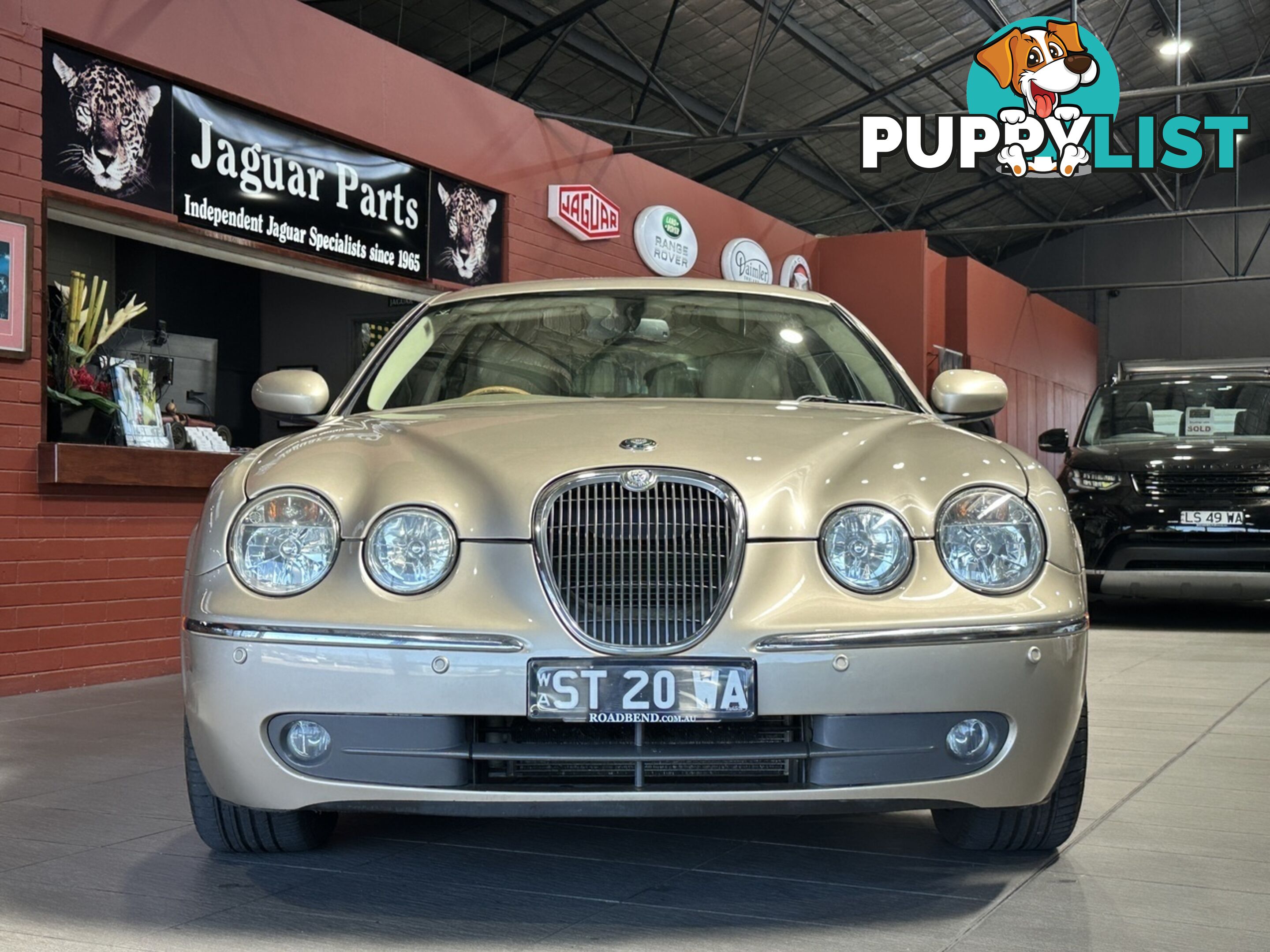 2005 JAGUAR S-TYPE  X204 LUXURY SEDAN