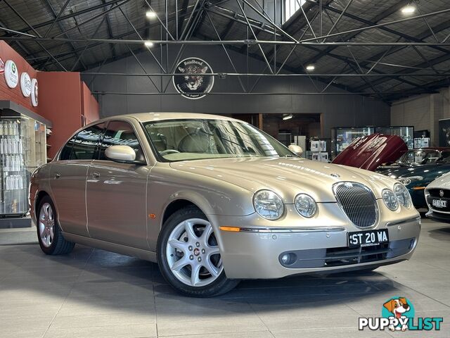 2005 JAGUAR S-TYPE  X204 LUXURY SEDAN