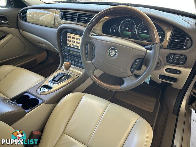 2005 JAGUAR S-TYPE  X204 LUXURY SEDAN