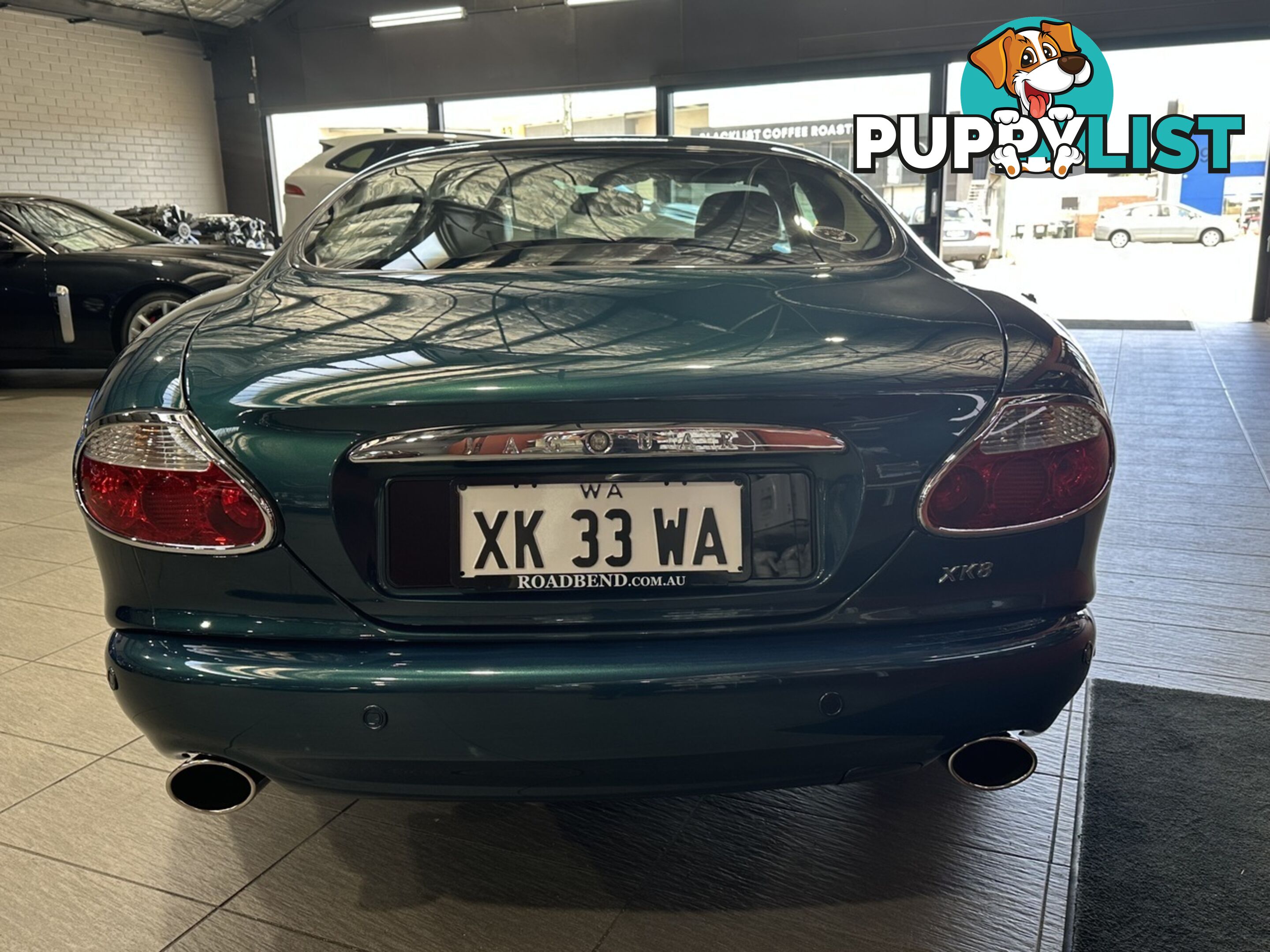 2002 JAGUAR XK8  2002MY CLASSIC COUPE