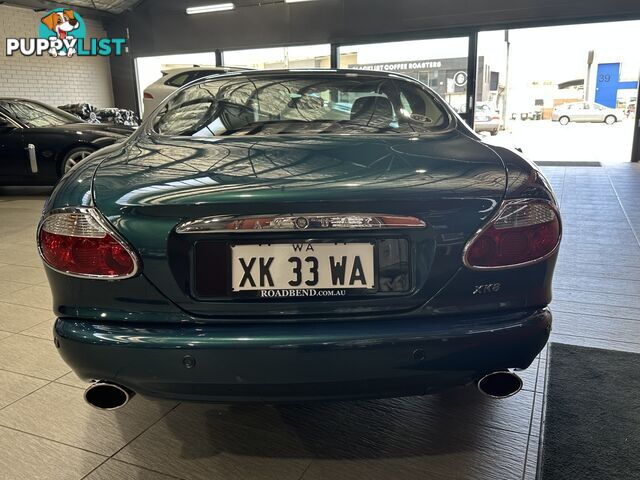 2002 JAGUAR XK8  2002MY CLASSIC COUPE