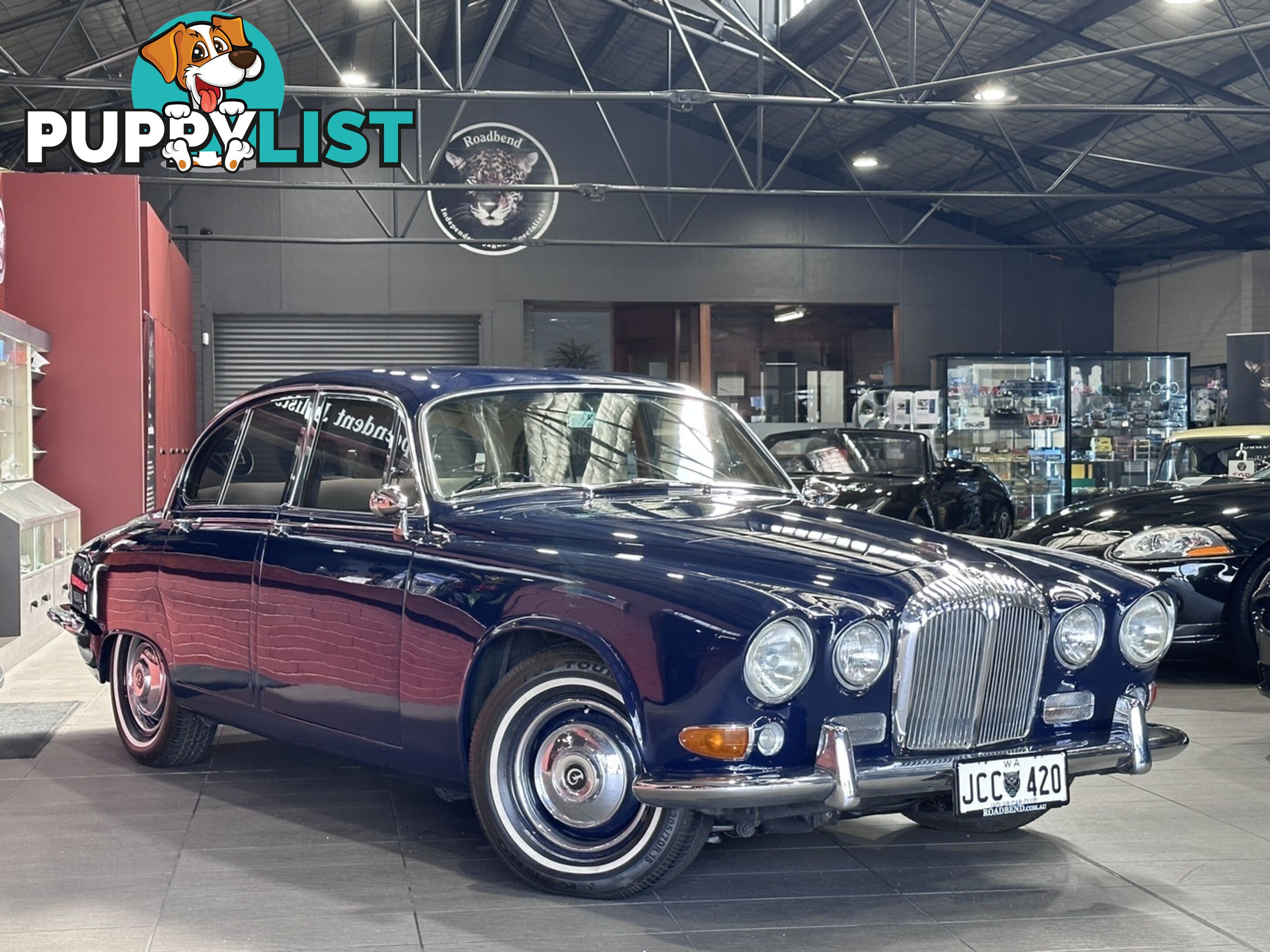 1966 DAIMLER SOVEREIGN  420 SEDAN