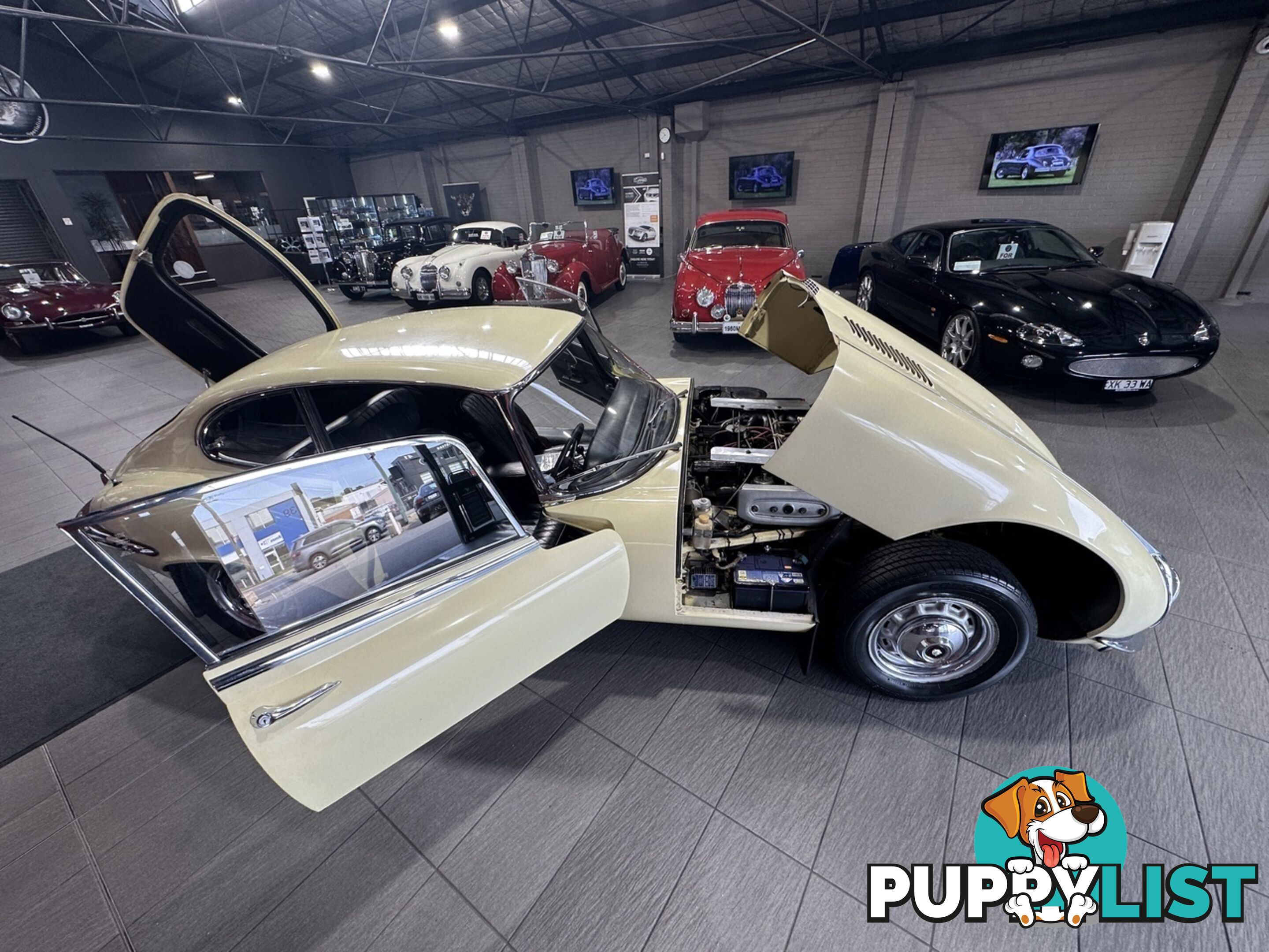 1972 JAGUAR E-TYPE  1971 SERIES 3 22 COUPE