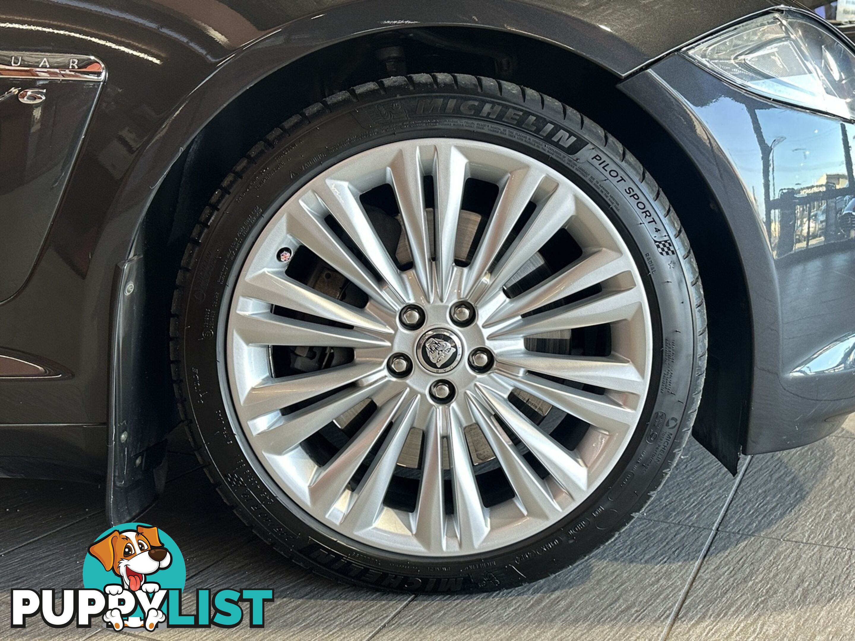 2013 JAGUAR XF  X250 14MY PORTFOLIO AUTOMATIC SEDAN