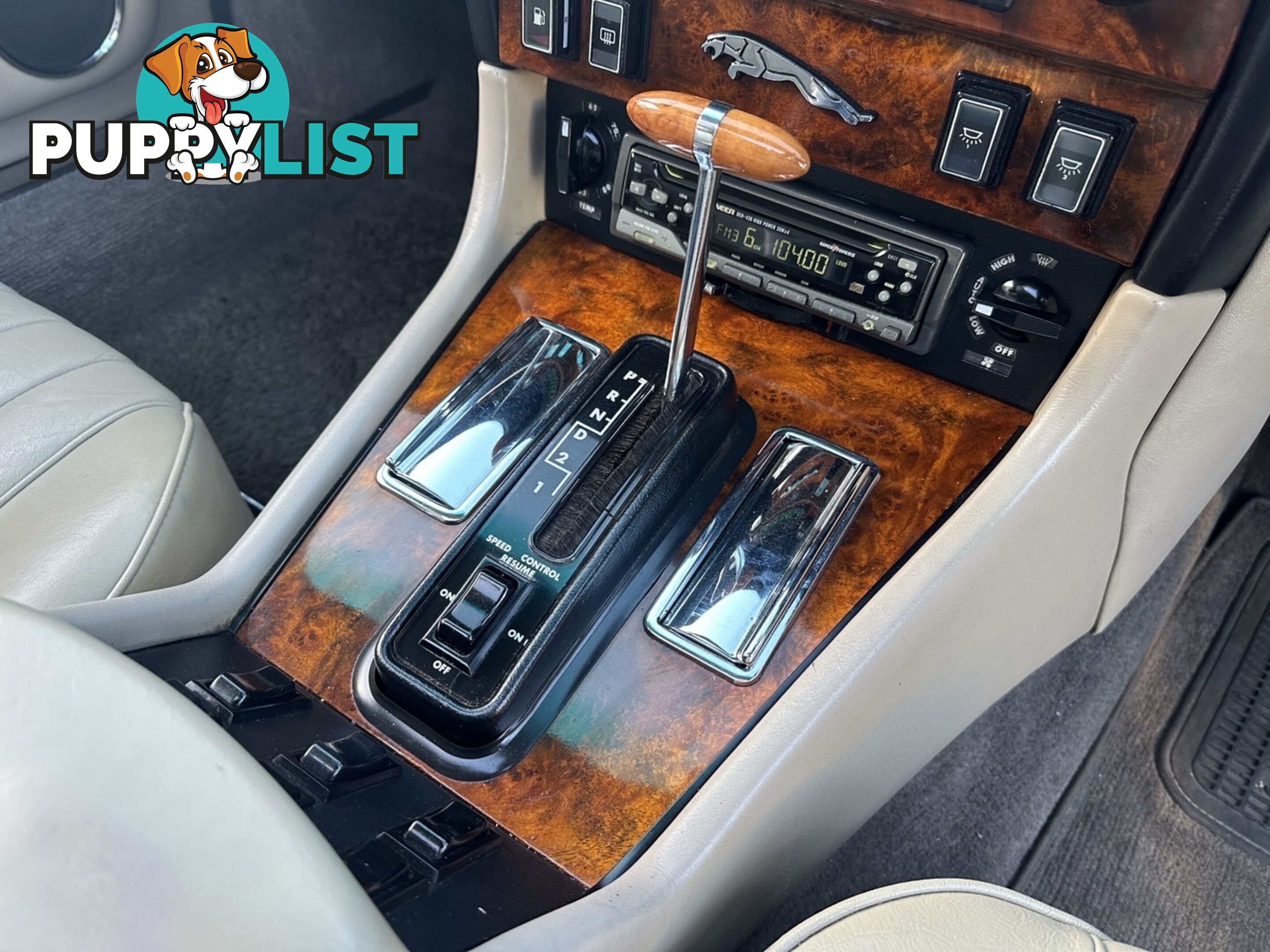 1986 JAGUAR XJ6  SERIES III SOVEREIGN SEDAN
