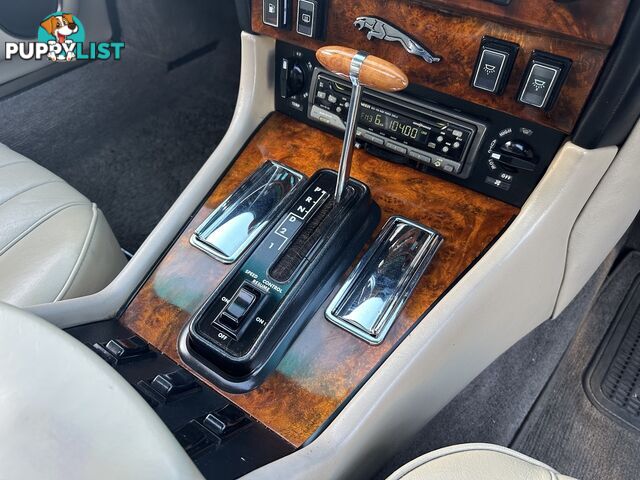 1986 JAGUAR XJ6  SERIES III SOVEREIGN SEDAN