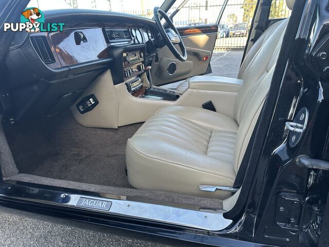 1986 JAGUAR XJ6  SERIES III SOVEREIGN SEDAN