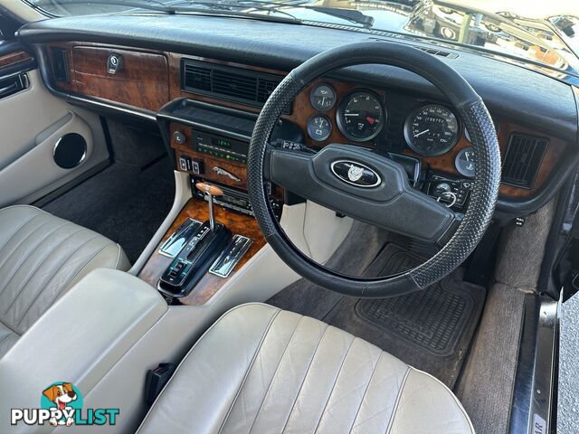1986 JAGUAR XJ6  SERIES III SOVEREIGN SEDAN