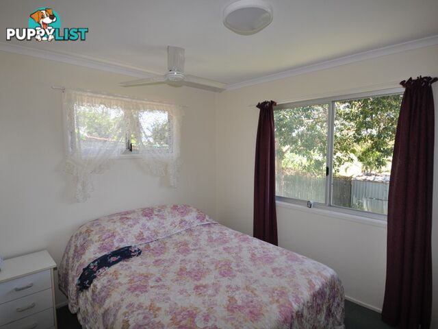 46 Poplar street COOEE BAY QLD 4703